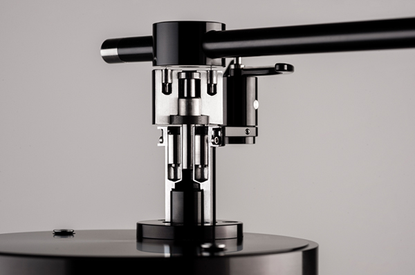 德國(guó)精致工藝 AMG Giro黑膠唱盤(pán)+9W2唱臂