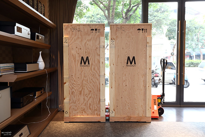 震撼開箱 MAGICO M6 震撼開箱 MAGICO M6