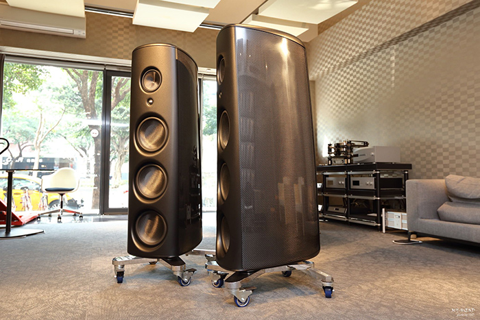 震撼開箱 MAGICO M6 震撼開箱 MAGICO M6